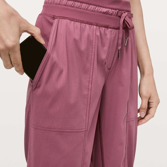 Lululemon Pink Dance Studio Mid-Rise Cropped Pants | Size 2 - Picture 10 of 11